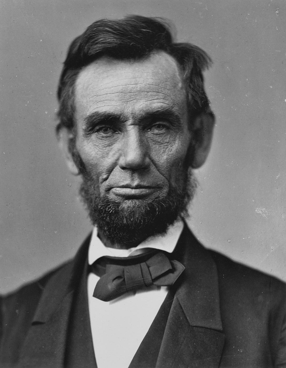 Tổng thống Mỹ Abraham Lincoln, bị ám sát tối 14/4/1865.  