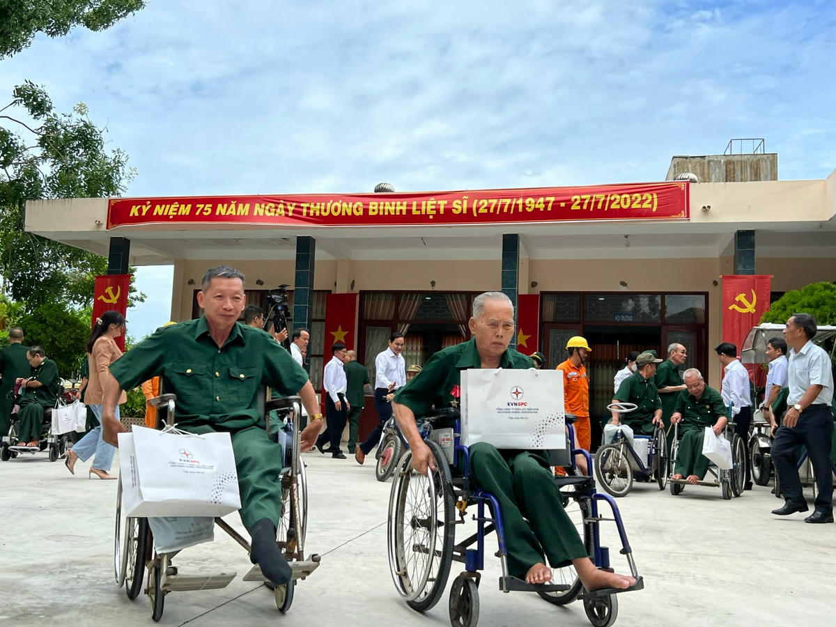 Nghĩa tình ngành điện miền Nam với các thương, bệnh binh