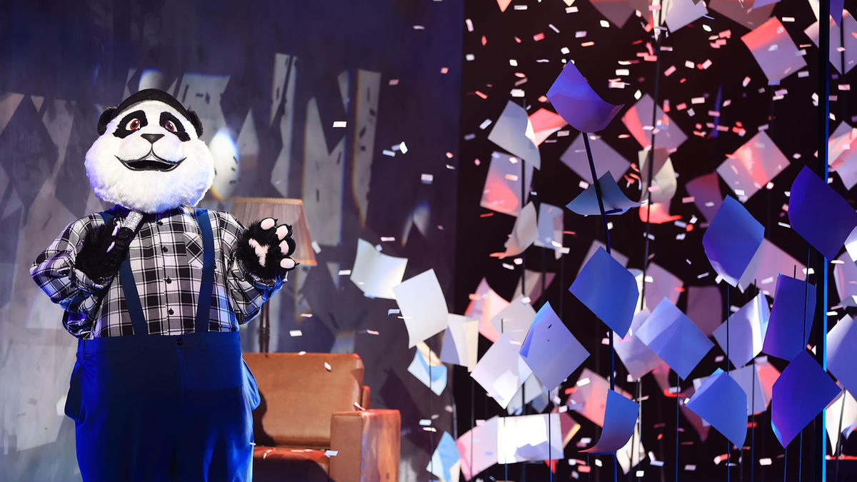 Bố Gấu là nhân vật mới trong tập 5, mang ngoại hình tròn trĩnh.