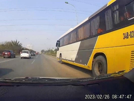 Hình ảnh người dân cung cấp cho Công an TP Hà Nội.