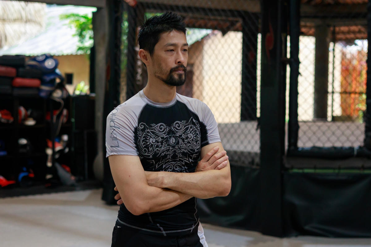 Jonny Trí Nguyễn là nam diễn viên điện ảnh người Mỹ gốc Việt.