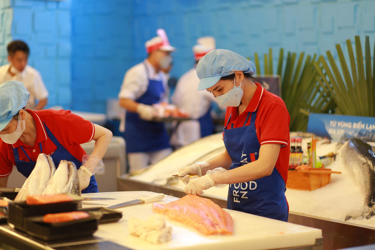 Đầu tư khủng, WinCommerce nâng cấp siêu thị WinMart Thăng Long theo mô hình trải nghiệm mới