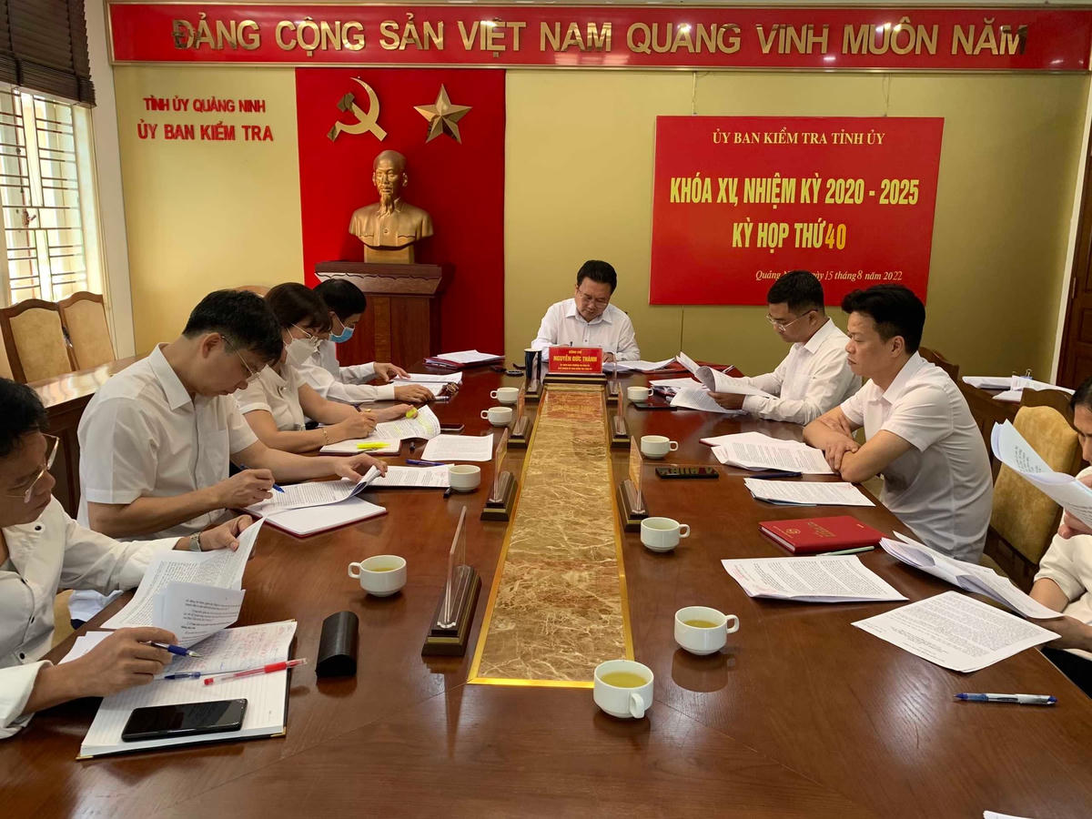 Quang cảnh Kỳ họp 40, Ủy ban Kiểm tra Tỉnh ủy Quảng Ninh.