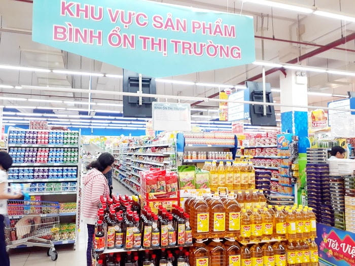 Các mặt hàng bình ổn giá cho phụ vụ Tết cho nhân dân.