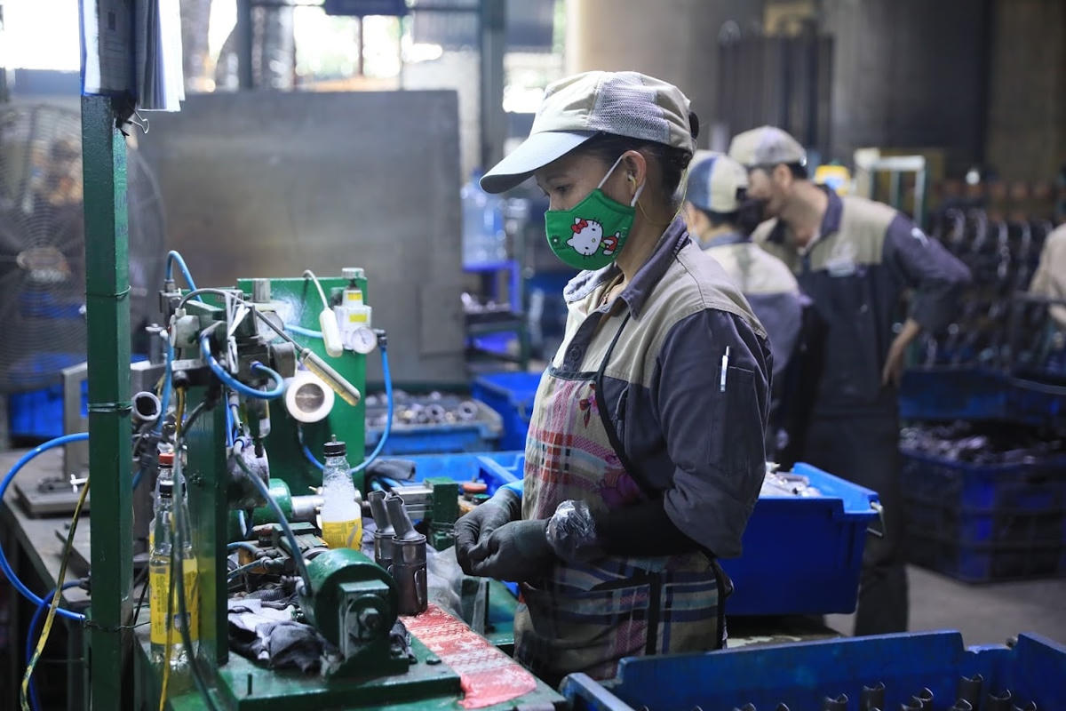 Bên cạnh nỗ lực cải thiện môi trường đầu tư, kinh doanh, cần xây dựng cơ chế ưu tiên doanh nghiệp FDI công nghệ cao và chuyển giao công nghệ cho doanh nghiệp trong nước. Ảnh: Quang Vinh.