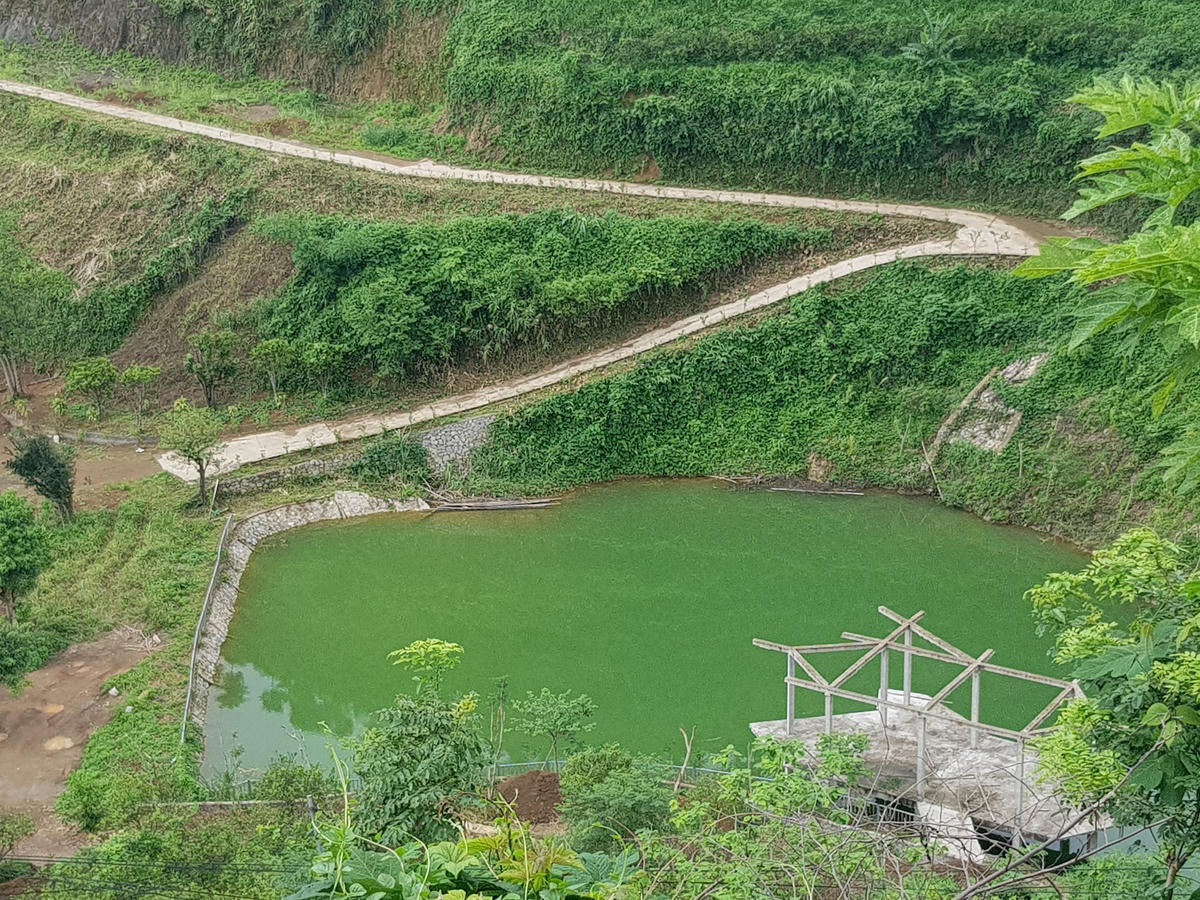 Nhiều hạng mục vi phạm nghiêm trọng chưa được phá bỏ, khôi phục nguyên trạng đất rừng.