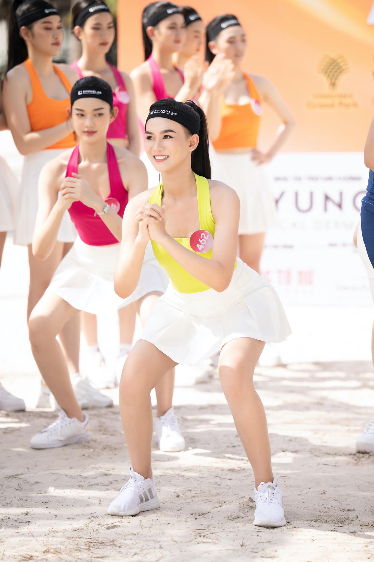 Tại phần thử thách cuối cùng, chặng đường dần trở nên tăng nhiệt hơn bao giờ hết với phần thi Squat. Với 4 nhóm thí sinh, các cô gái sẽ được thực hiện kỹ thuật squat quen thuộc. Tuy nhiên, chỉ có 5 cô gái trong mỗi nhóm giành được chiến thắng.