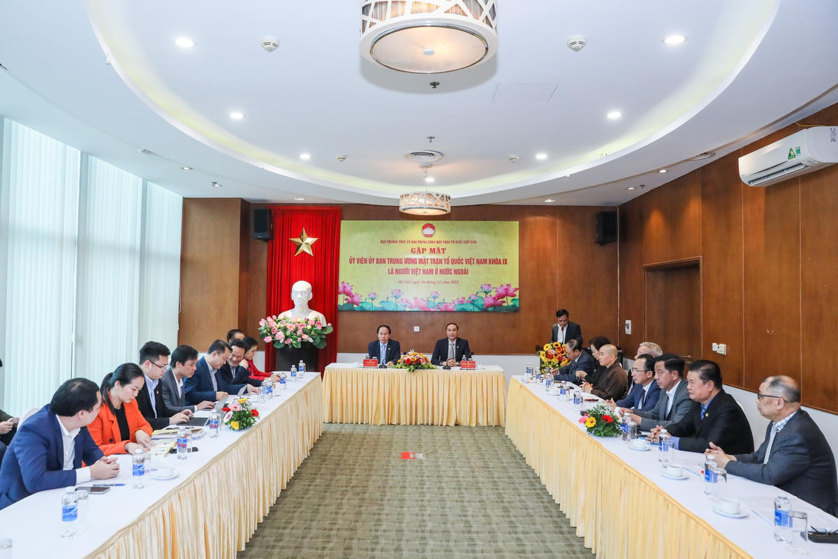 Quang cảnh buổi gặp. Ảnh: Quang Vinh.