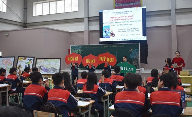 Một tiết học Ngữ văn của cô trò lớp 7A2, Trường THCS Trưng Vương, Hà Nội. Ảnh: Nguyễn Thu.