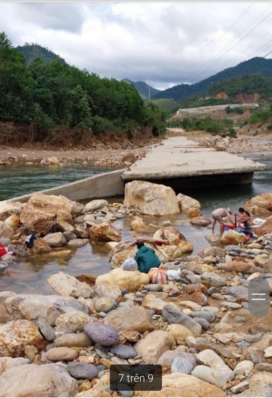 Theo chủ đầu tư công trình cải tạo, nâng cấp đường ĐT 601, tuyến đường này hư hỏng là do mưa bão.