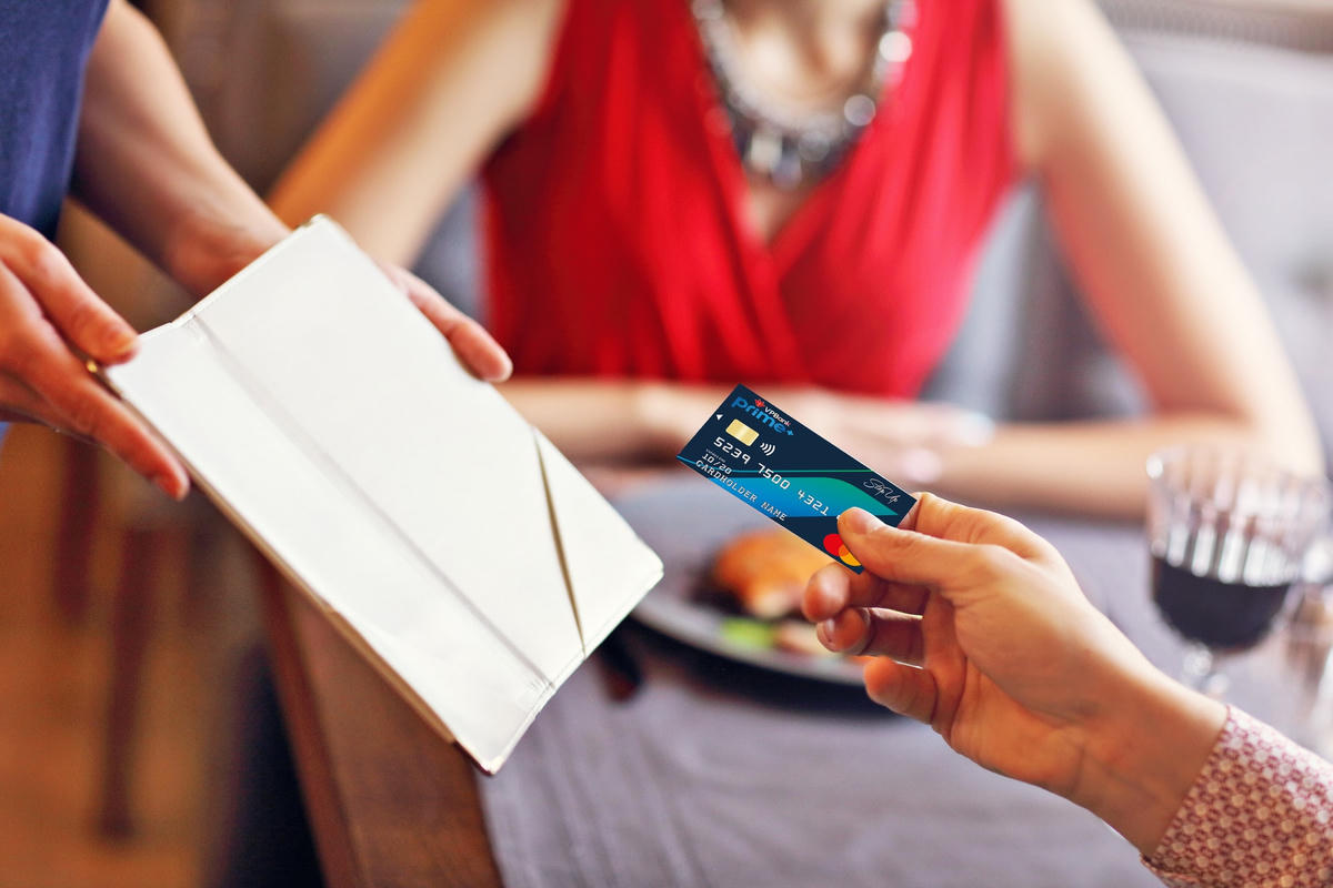 Bí quyết chi tiêu 'thả ga' nhưng vẫn tiết kiệm 'tối đa' dịp Tết