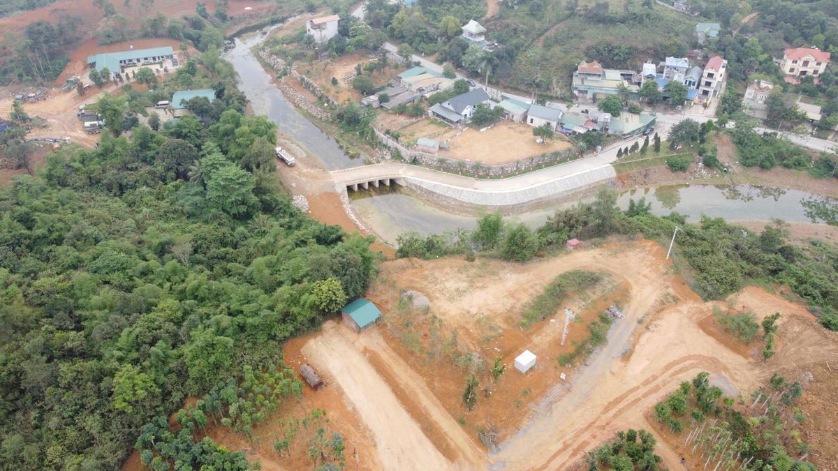 Chưa được cấp phép nhưng chủ đầu tư dự án Đông Trường Sơn đã bị xử phạt vi phạm 'trật tự xây dựng'