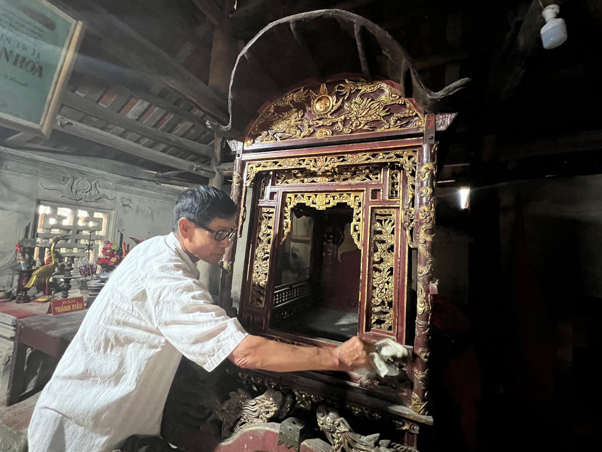 Kiệu bát cống dát vàng có từ lâu đời.