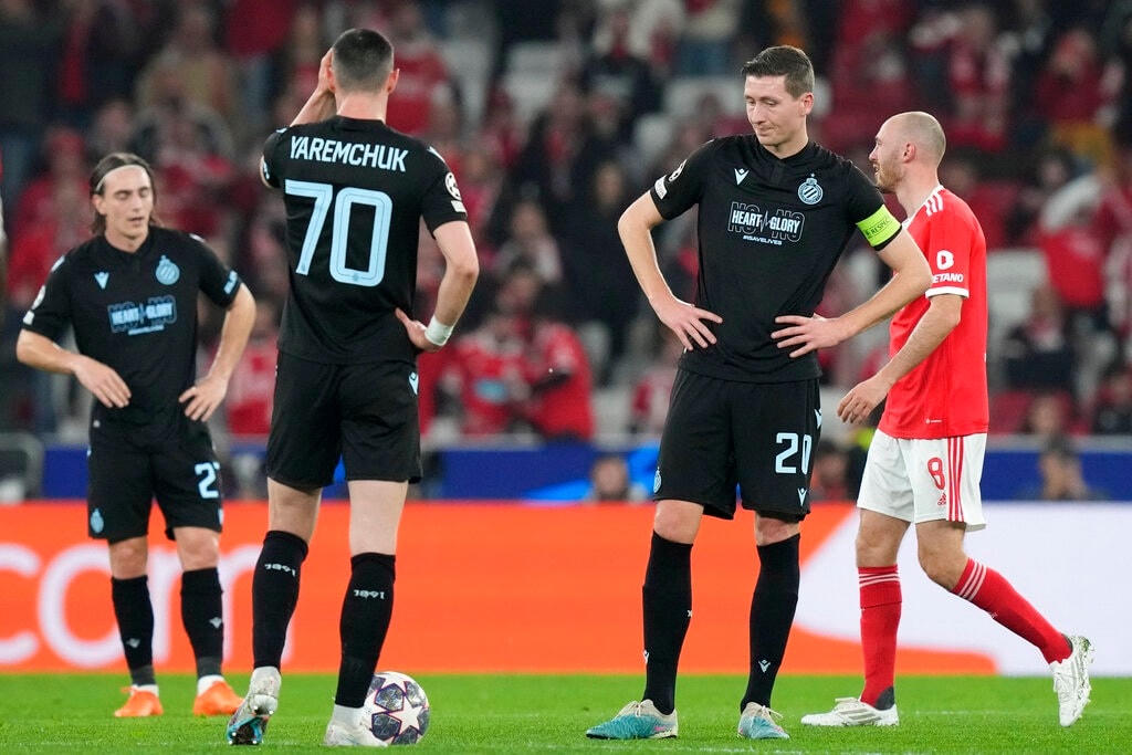 Club Brugge thua cả hai trận đấu vòng 1/8 với tổng tỷ số 1-7 (Ảnh: AP).