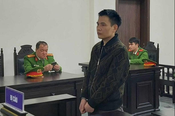 di-vao-duong-cam-con-dam-chien-si-cong-an-trong-thuong-nam-thanh-nien-linh-an-tu-ddk.png