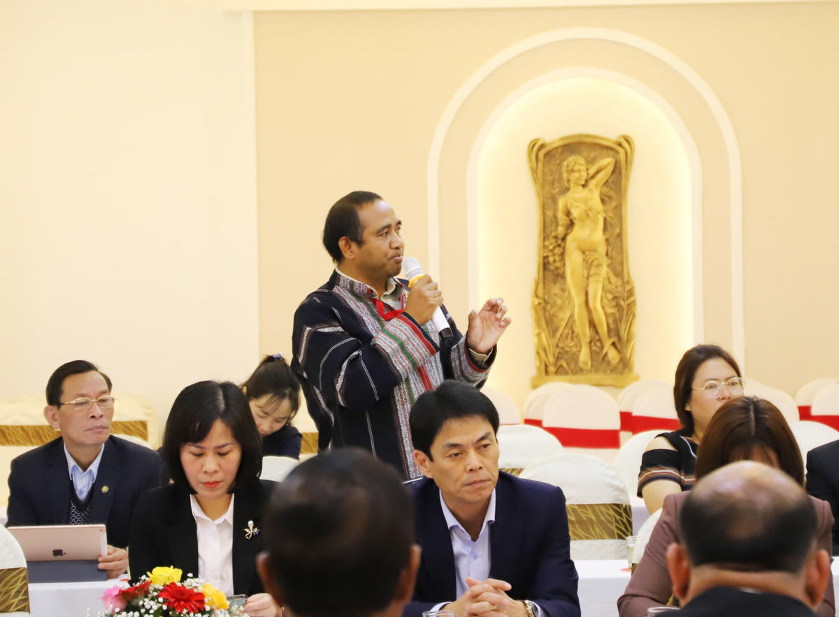 Ông Cil Duin, Phó Trưởng Ban Dân vận Huyện ủy Lạc Dương, tỉnh Lâm Đồng phát biểu.