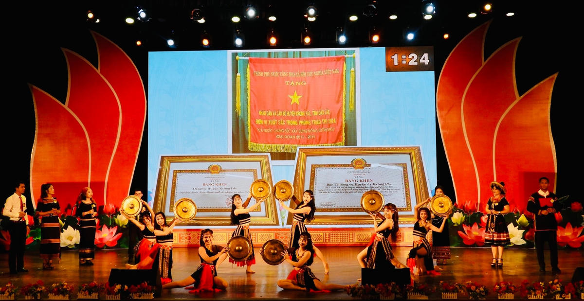  Huyện ủy Krông Pắc.