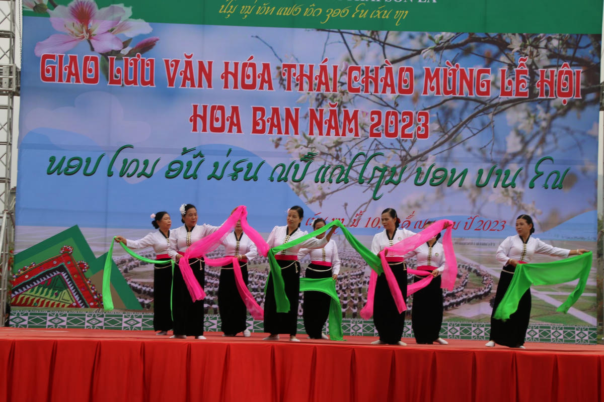Lễ hội mùa hoa ban năm 2023 được tổ chức từ ngày 11 đến 12/3 đã thành công với nhiều hoạt động văn hoá, thể thao.