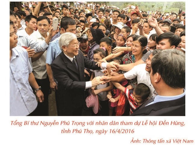 Giương cao ngọn cờ đại đoàn kết toàn dân tộc, phát huy truyền thống yêu nước, vai trò nòng cốt chính trị của Mặt trận Tổ quốc Việt Nam, quyết tâm xây dựng đất nước ta ngày càng giàu mạnh, phồn vinh, văn minh, hạnh phúc