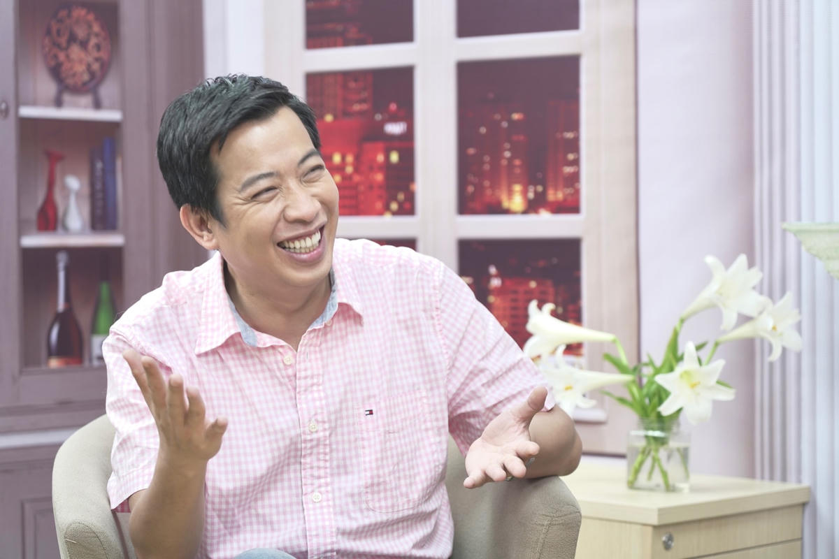 Nghệ sĩ công khai đồng tính: Rào cản từ… gia đình