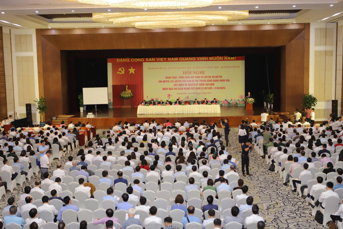 Toàn cảnh Hội nghị.  