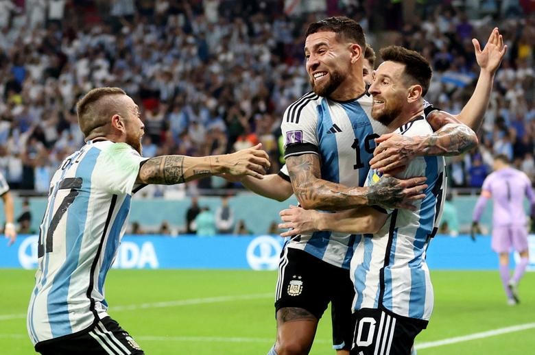 Messi ghi đậm đấu ấn trong trận đấu ở vòng 1/8 với Australia.