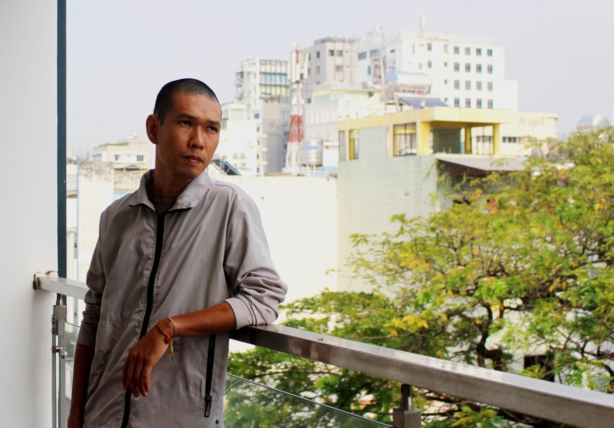 Họa sĩ Nguyễn Mạnh Hùng.