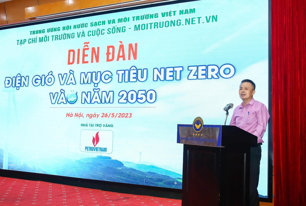 Ông Nguyễn Linh Ngọc - Chủ tịch Hội Nước sạch và Môi trường Việt Nam phát biểu khai mạc Diễn đàn