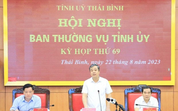 Bí thư Tỉnh ủy Thái Bình Ngô Đông Hải phát biểu tại kỳ họp Ban Thường vụ Tỉnh ủy.