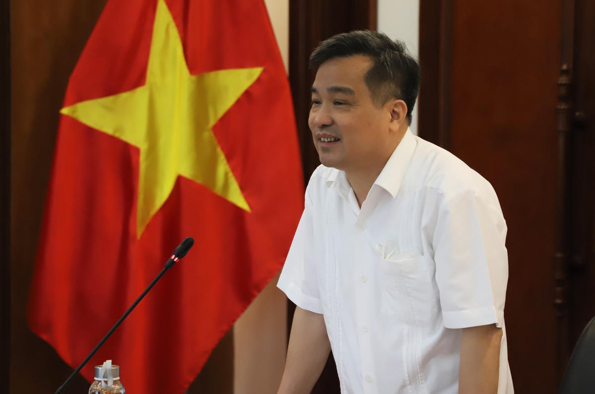 Các đại biểu tham gia đóng góp ý kiến phản biện tại Hội nghị.
