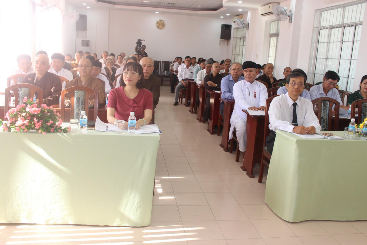 Quang cảnh hội nghị.