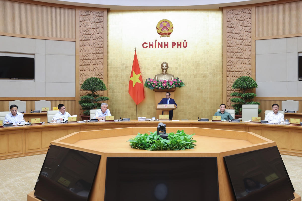 Thủ tướng: Ban hành 28 nghị định về phân cấp, phân quyền, phân định thẩm quyền chậm nhất ngày 15/6- Ảnh 2. Thủ tướng: Ban hành 28 nghị định về phân cấp, phân quyền, phân định thẩm quyền chậm nhất ngày 15/6- Ảnh 2.