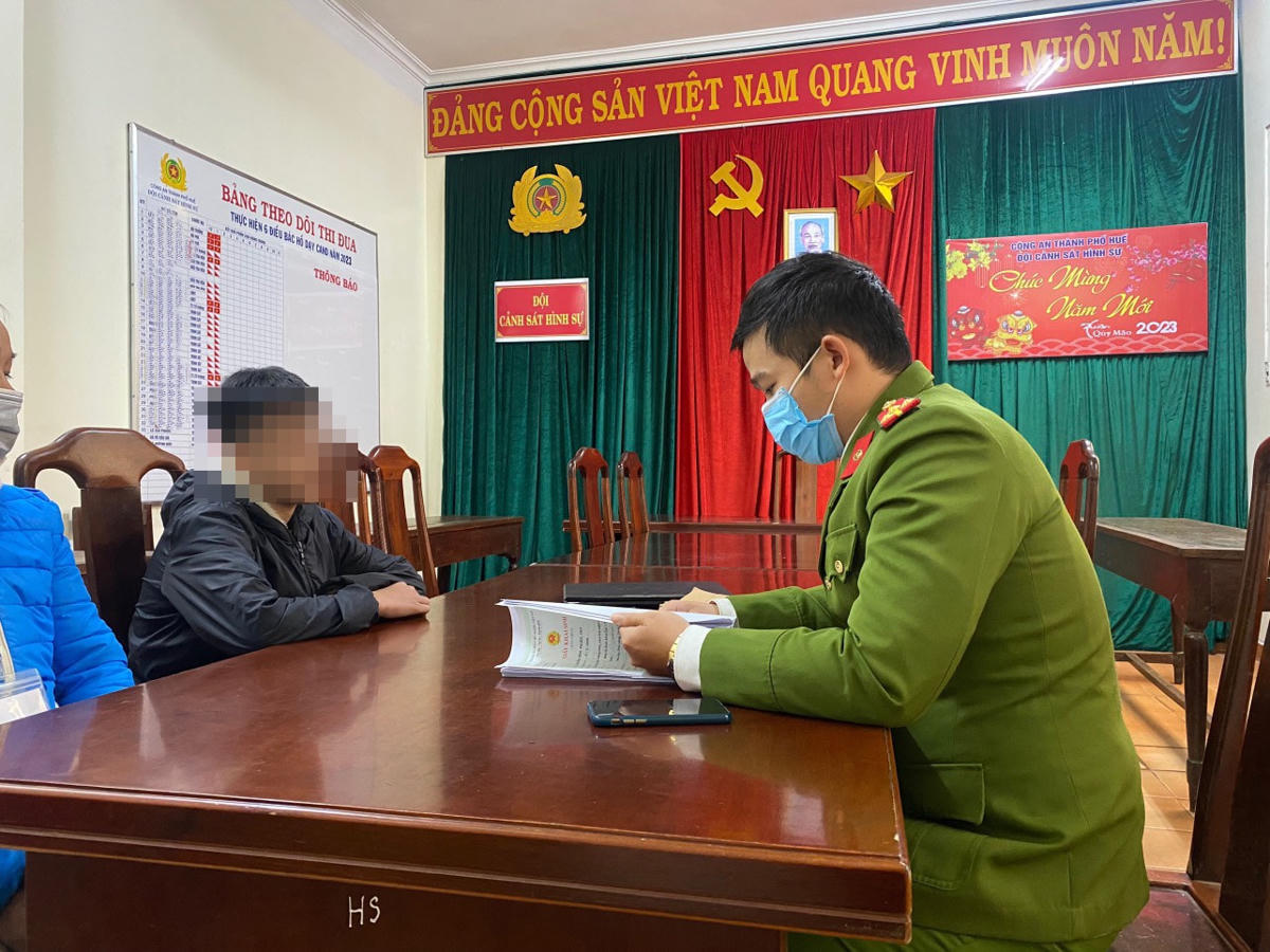 Đối tượng H. tại cơ quan Công an