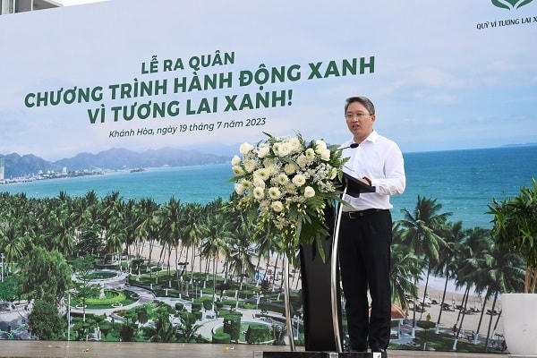 Ủy viên Trung ương Đảng, Bí thư Tỉnh ủy Khánh Hòa Nguyễn Hải Ninh đang phát biểu tại buổi lễ.