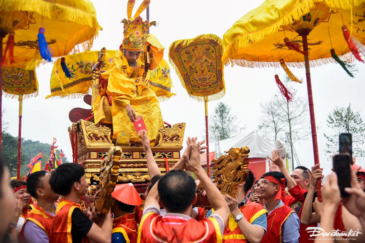 W_le_hoi_den_sai-le-khanh37.jpg