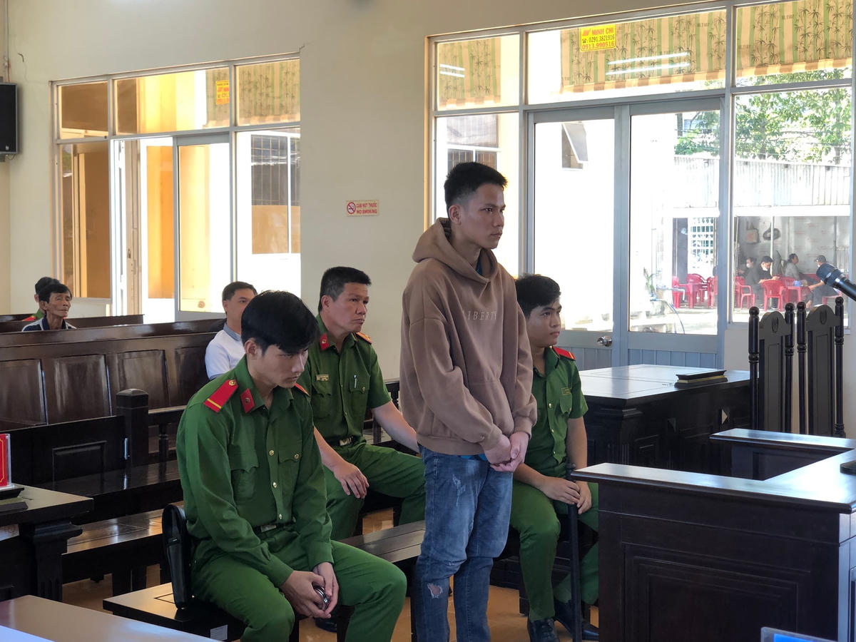 Bị cáo Nguyễn Văn Vũ tại tòa.