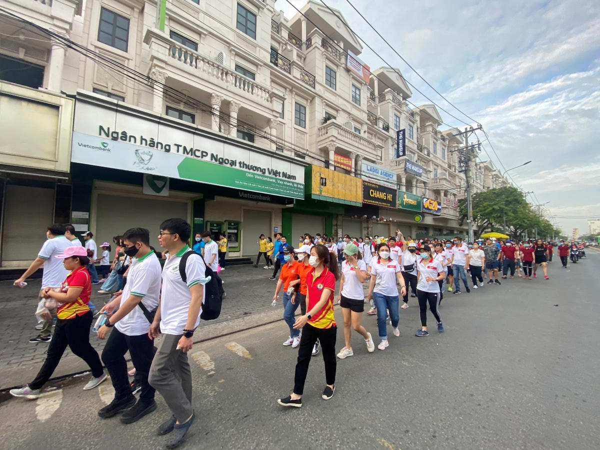 Đoàn CBNV CityLand Group tham gia đi bộ đồng hành nhằm lan toả những giá trị tốt đẹp đến cộng đồng.