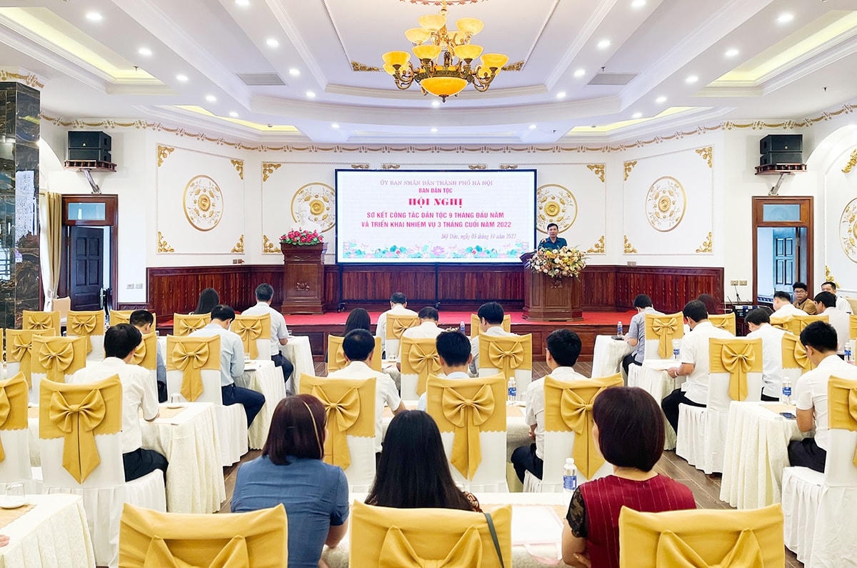 Quang cảnh hội nghị sơ kết.