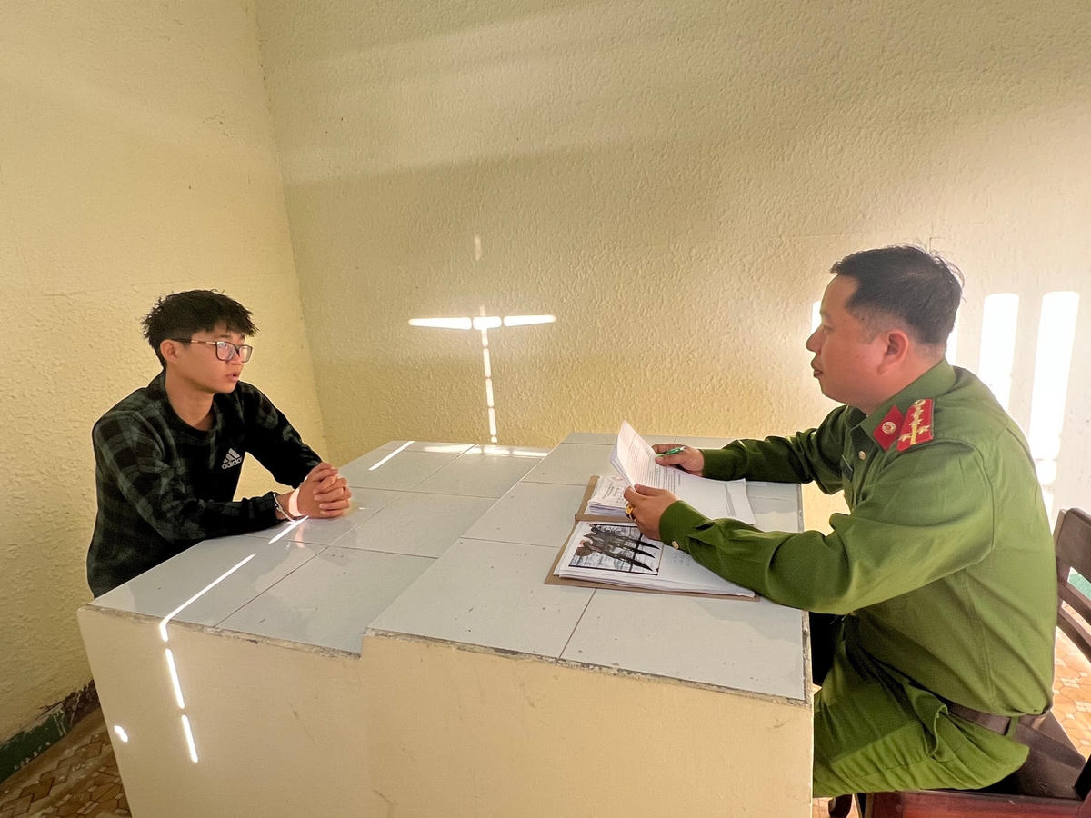 Lực lượng Công an đang lấy lời khai đối tượng Khải.
