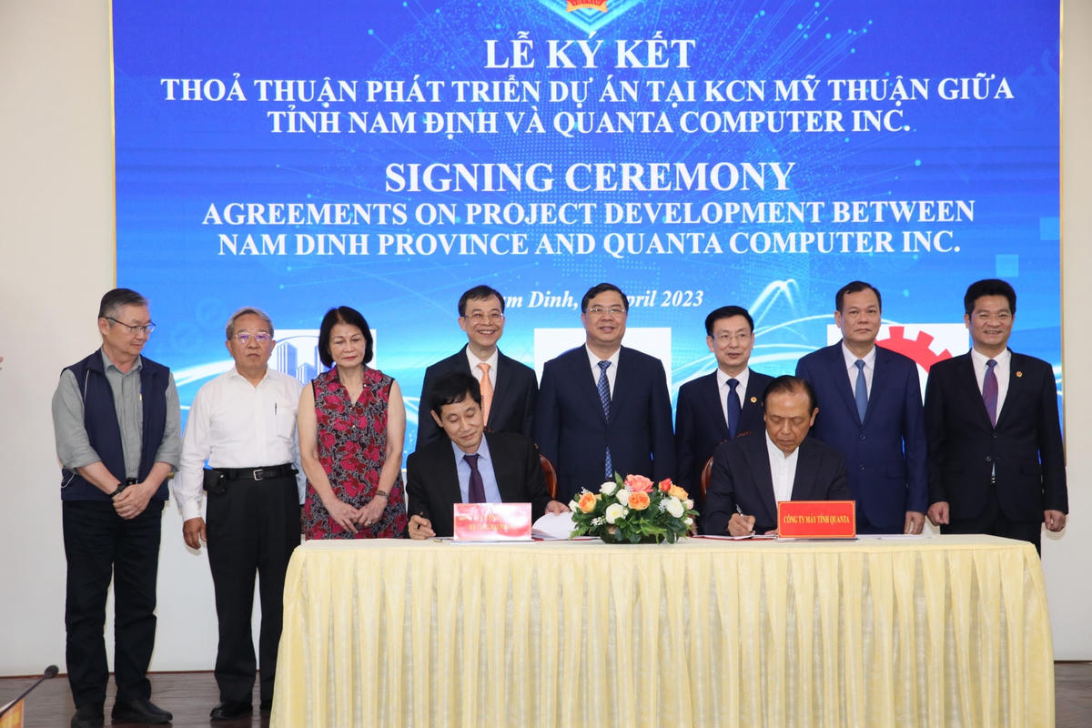 Lễ ký kết thỏa thuận phát triển dự án tại Khu công nghiệp Mỹ Thuận được tỉnh Nam Định tổ chức trong chiều nay, 21/4.