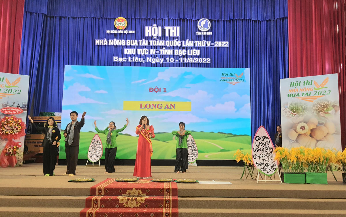 Hội thi là sân chơi bổ ích với hình thức “sân khấu hoá” chuyển tải kiến thức xoay quanh chủ trương đường lối của Đảng, Nhà nước, pháp luật liên quan đến nông nghiệp, nông thôn...