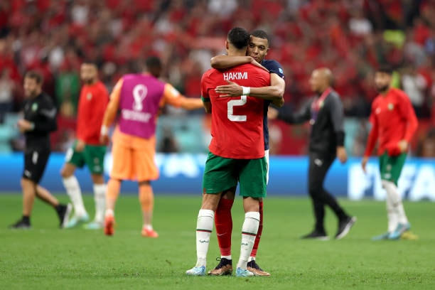 Đánh bại 'Sư tử Atlas', tuyển Pháp xuất sắc vào chung kết World Cup
