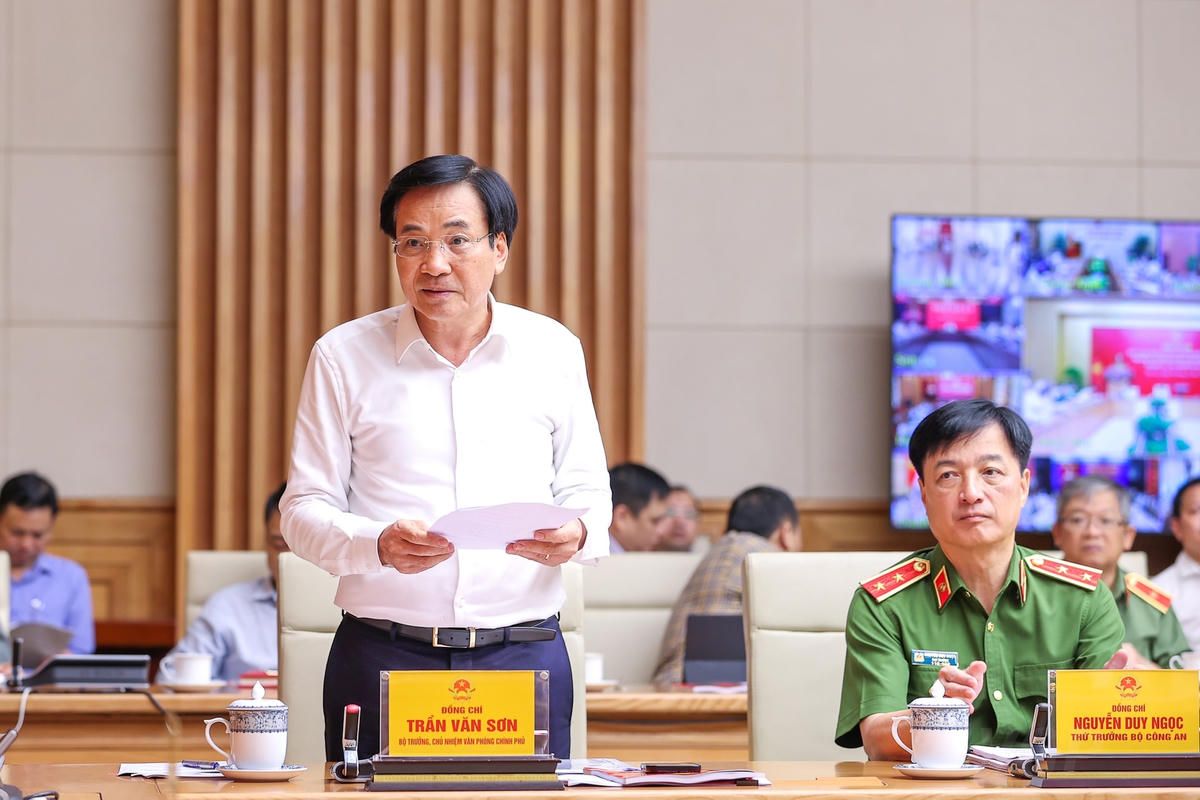 Bộ trưởng, Chủ nhiệm Văn phòng Chính phủ Trần Văn Sơn phát biểu. Ảnh: VGP/Nhật Bắc.