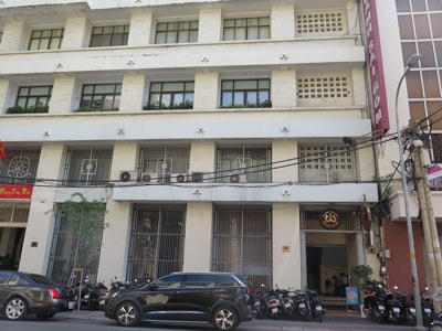 Hiện trạng khu "đất vàng" số 4-6 Hồ Tùng Mậu (Quận 1, TP HCM) do Upexim quản lý. (Ảnh: D.Lâm)