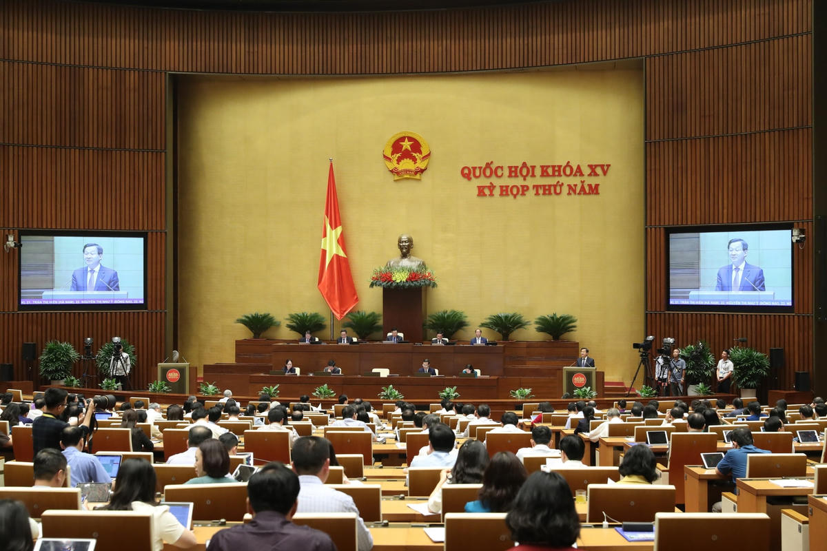 Quang cảnh phiên chất vấn sáng 8/6/2023. Ảnh: Quang Vinh.  