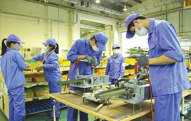 Trong bối cảnh khó khăn, doanh nghiệp cần được tiếp sức.