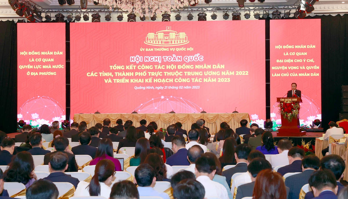 Ủy viên Bộ Chính trị, Phó Chủ tịch Thường trực Quốc hội Trần Thanh Mẫn phát biểu khai mạc Hội nghị tổng kết công tác Hội đồng Nhân dân các tỉnh, thành phố trực thuộc Trung ương năm 2022 và triển khai kế hoạch công tác năm 2023.