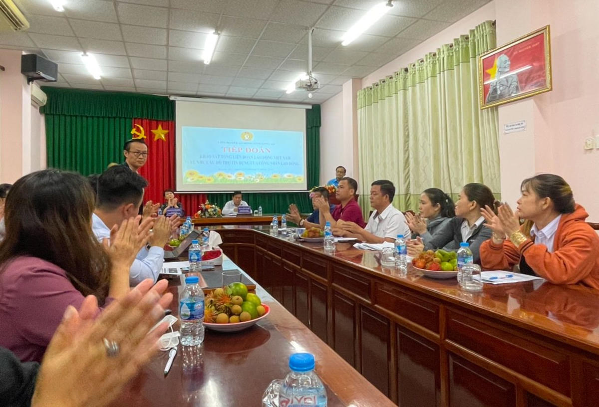 Làm sao tiếp cận gói vay tiêu dùng lãi suất giảm 50% của Fe Credit? 