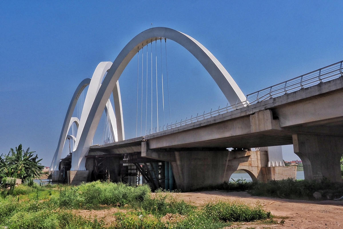Ngắm cây cầu vòm thép cao nhất Việt Nam dự kiến thông xe trong tháng 9/2023