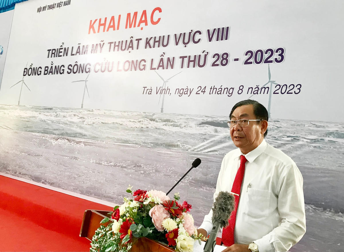 Ông Lê Thanh Bình, Phó Chủ tịch UBND tỉnh Trà Vinh phát biểu tại buổi khai mạc.